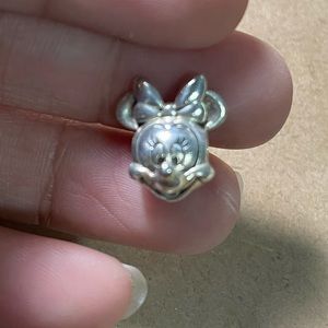 Minnie charm